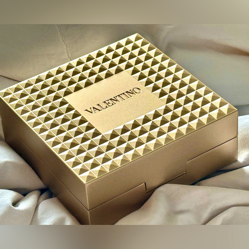 Stunning Valentino Small Gold Solid Metal Spiked Clutch ;An authentic statement